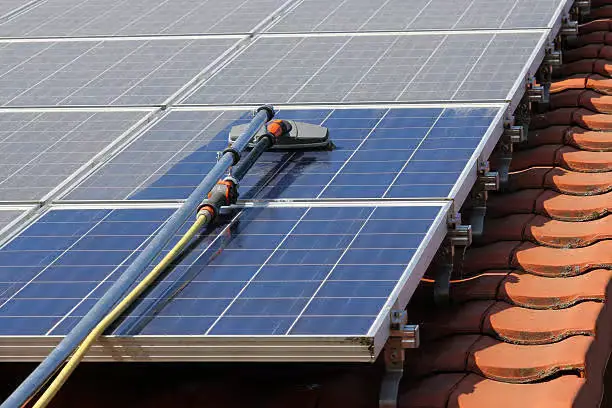Wartung solarthermische Panels
